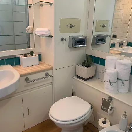 Studio' Apartment In The City Apartman